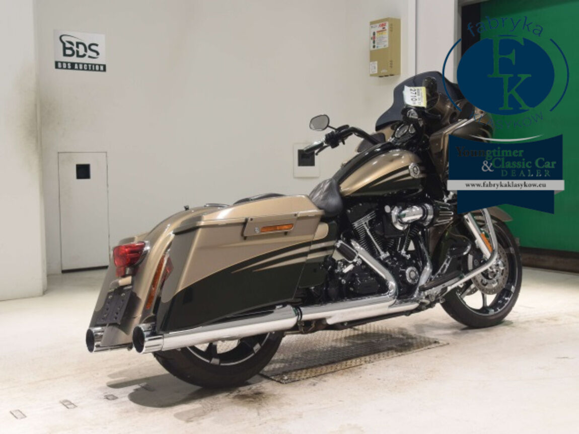 HARLEY-DAVIDSON FLTRXSE1800CVO 2013 - zdjęcie 6