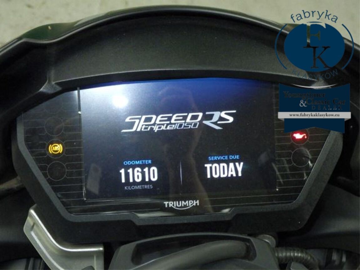 TRIUMPH STREET TRIPLE RS 2019 - zdjęcie 16