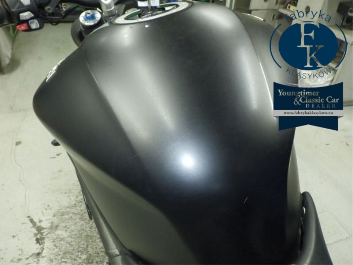 TRIUMPH STREET TRIPLE RS 2019 - zdjęcie 17