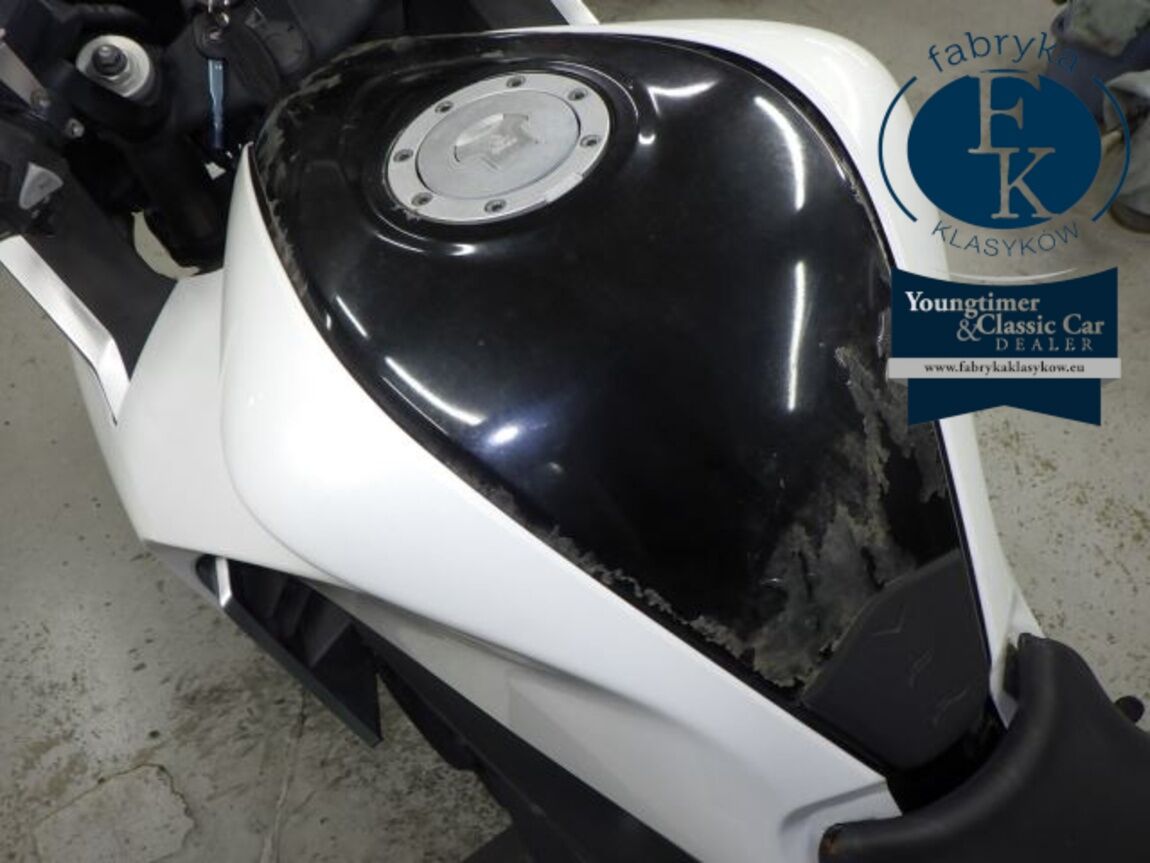 HONDA VFR1200F 2010 - zdjęcie 17