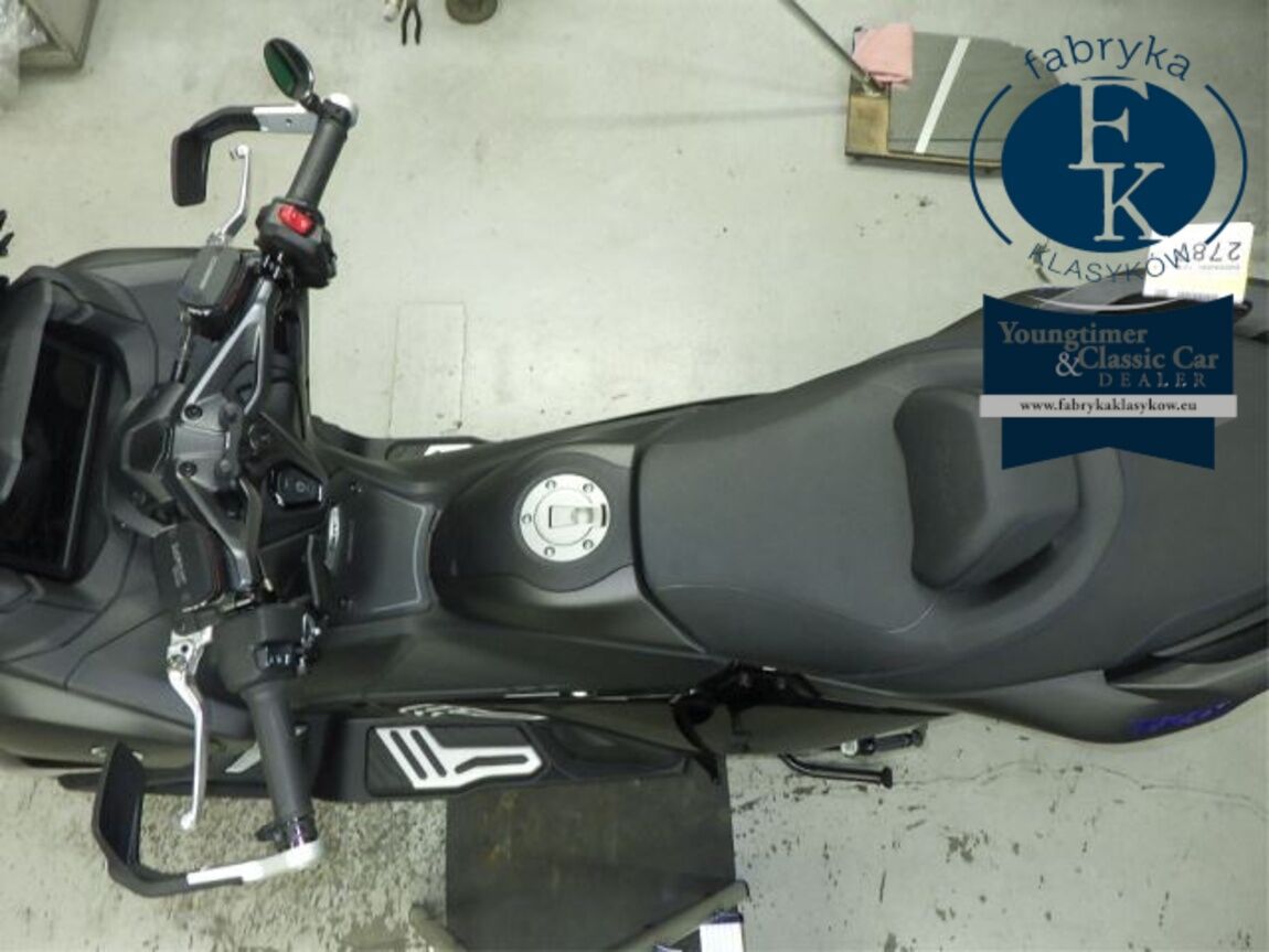 YAMAHA T-MAX560 2025 - zdjęcie 30