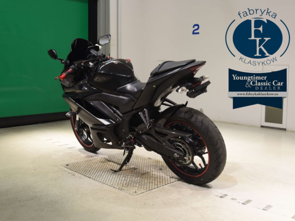 YAMAHA YZF-R25A - zdjęcie 7