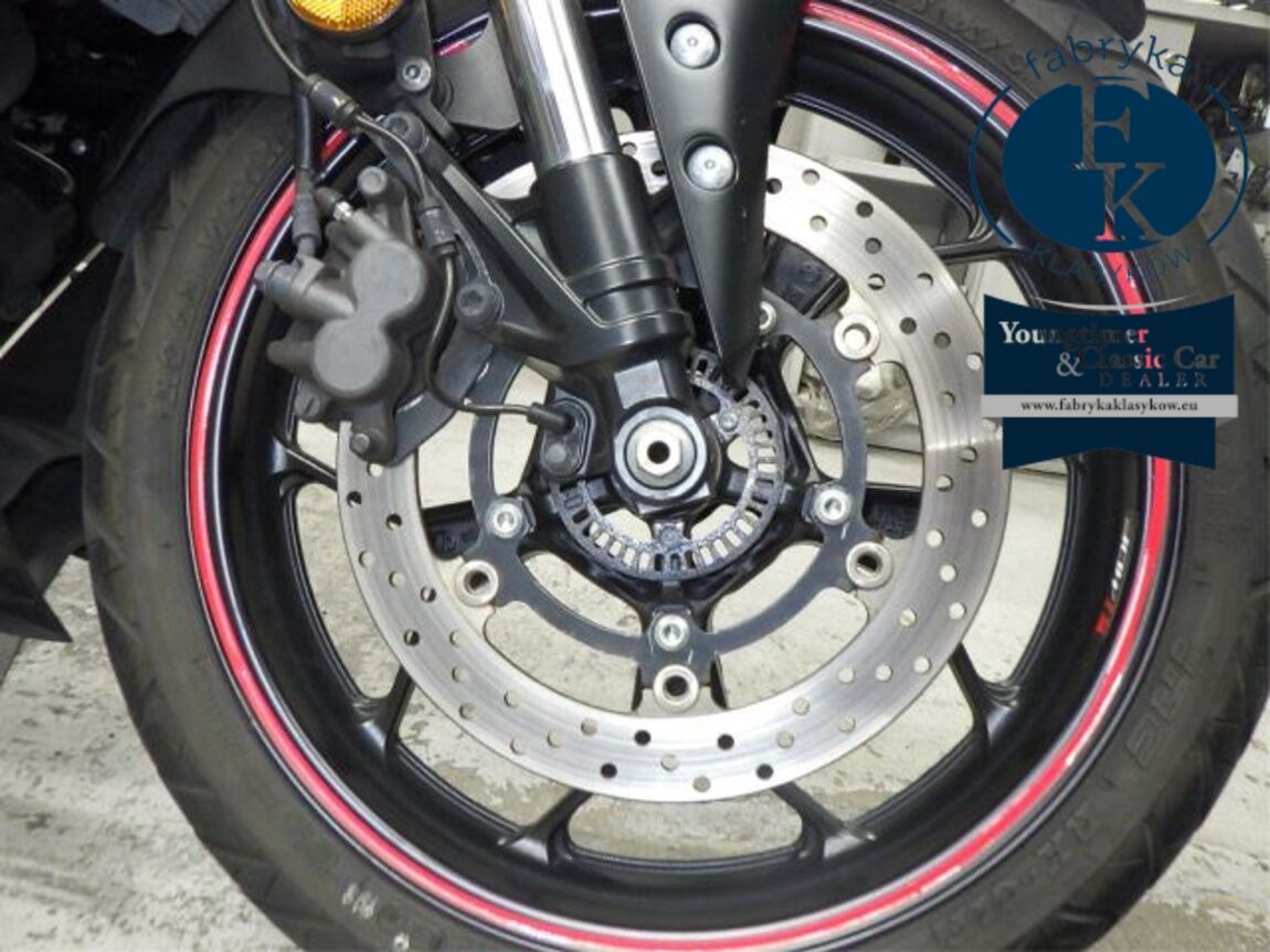 YAMAHA YZF-R25A - zdjęcie 22