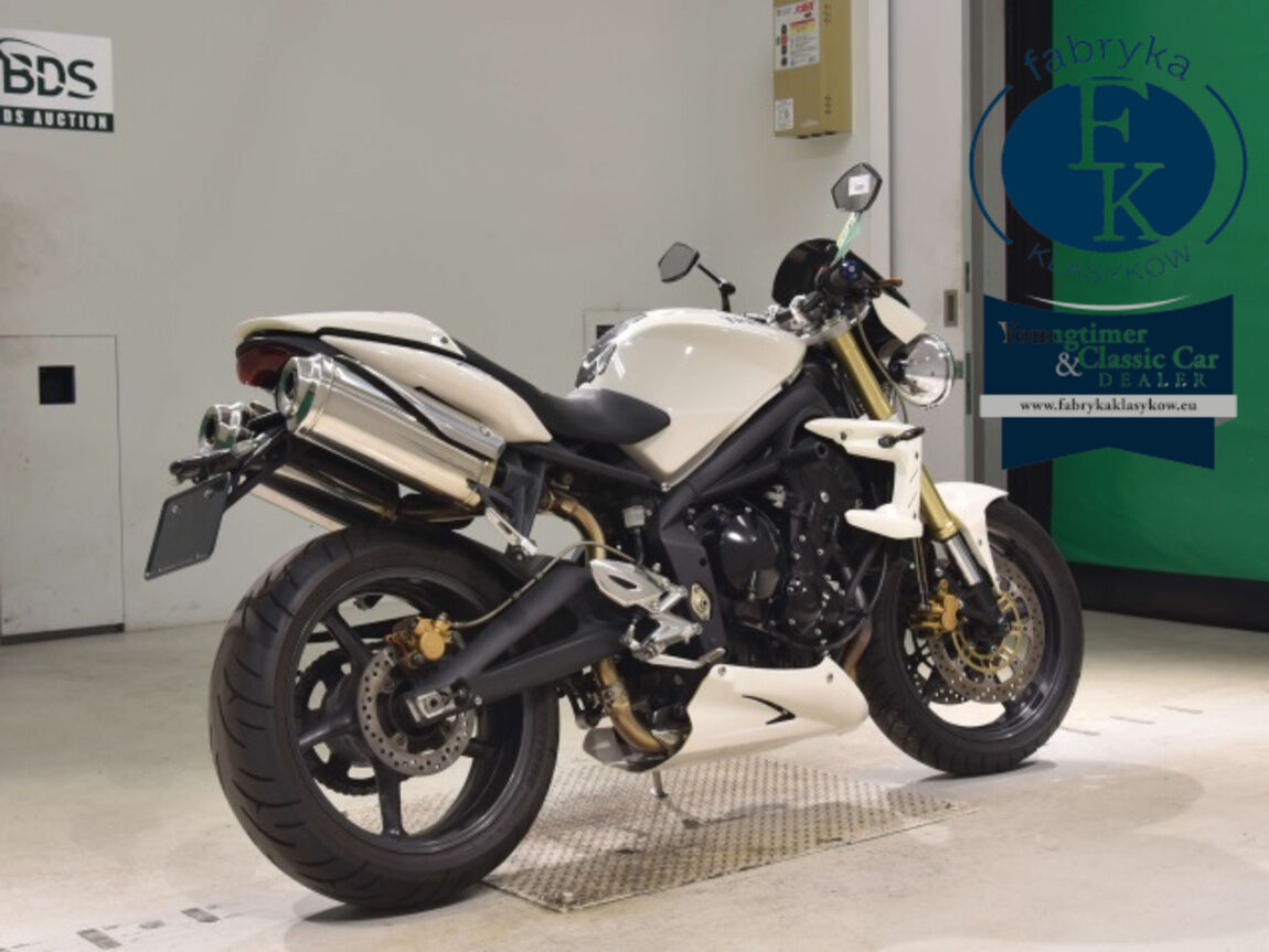 TRIUMPH STREET TRIPLE 2008 - zdjęcie 6