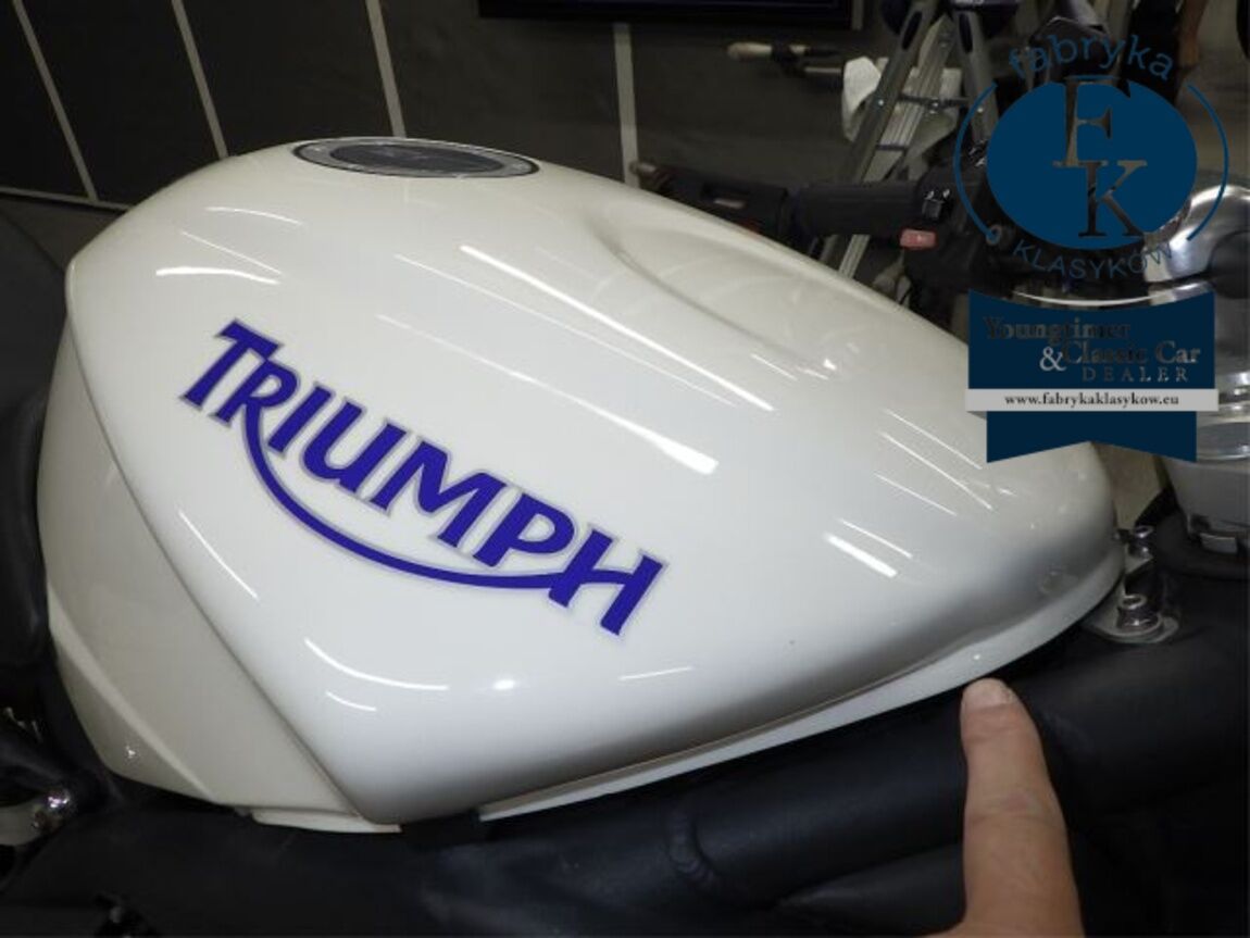 TRIUMPH STREET TRIPLE 2008 - zdjęcie 19