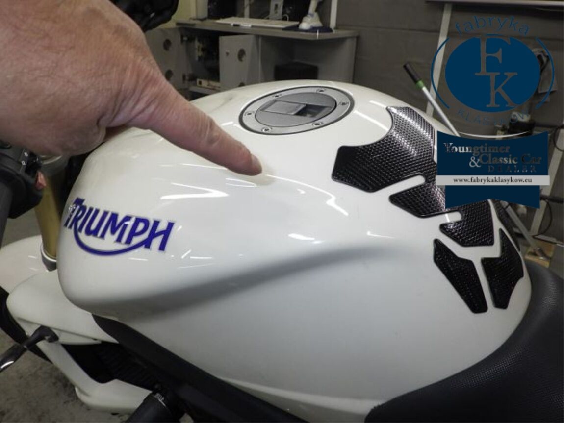 TRIUMPH STREET TRIPLE 2008 - zdjęcie 20
