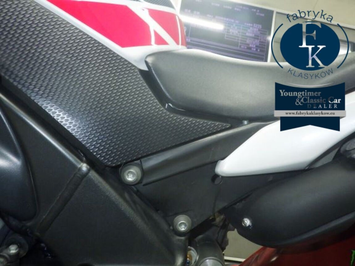 YAMAHA YZF-R1 2012 - zdjęcie 30