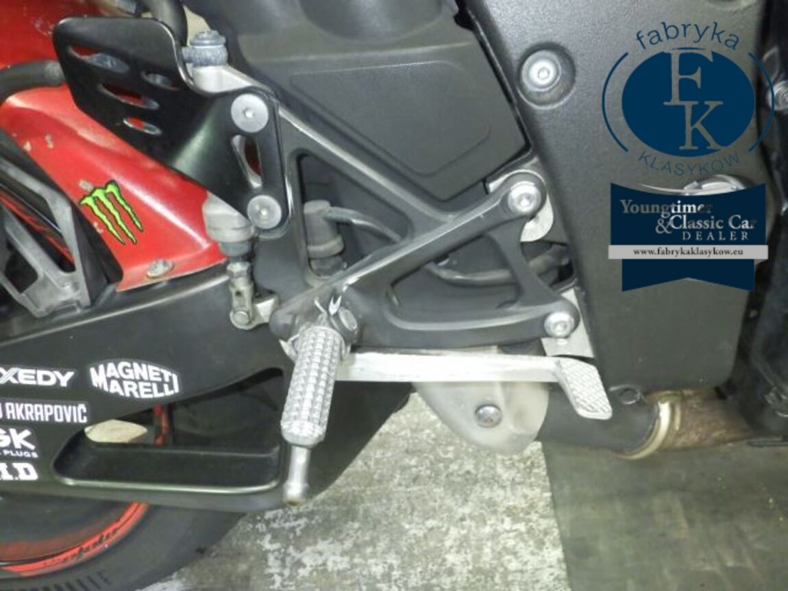 YAMAHA YZF-R1 2012 - zdjęcie 31