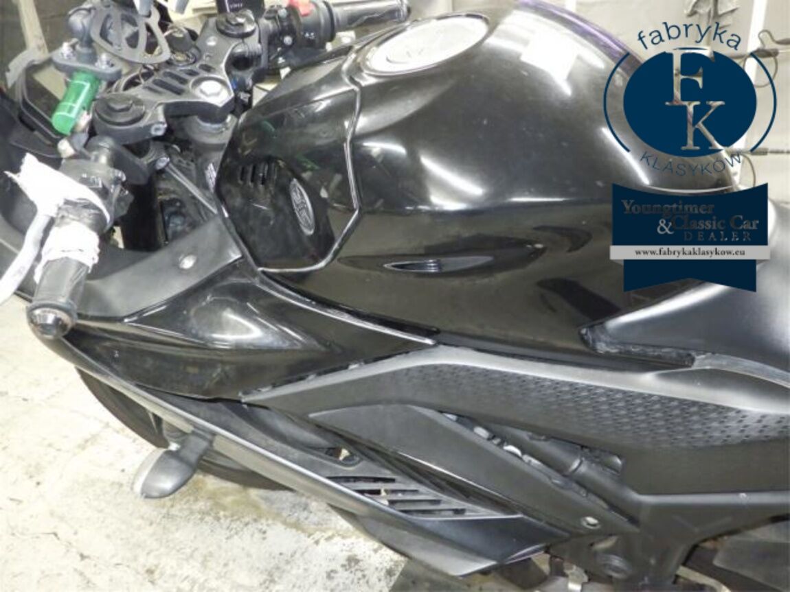 YAMAHA YZF-R25A  - zdjęcie 20