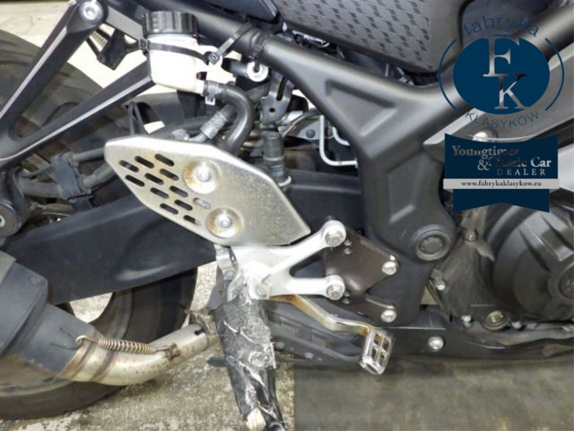 YAMAHA YZF-R25A  - zdjęcie 30