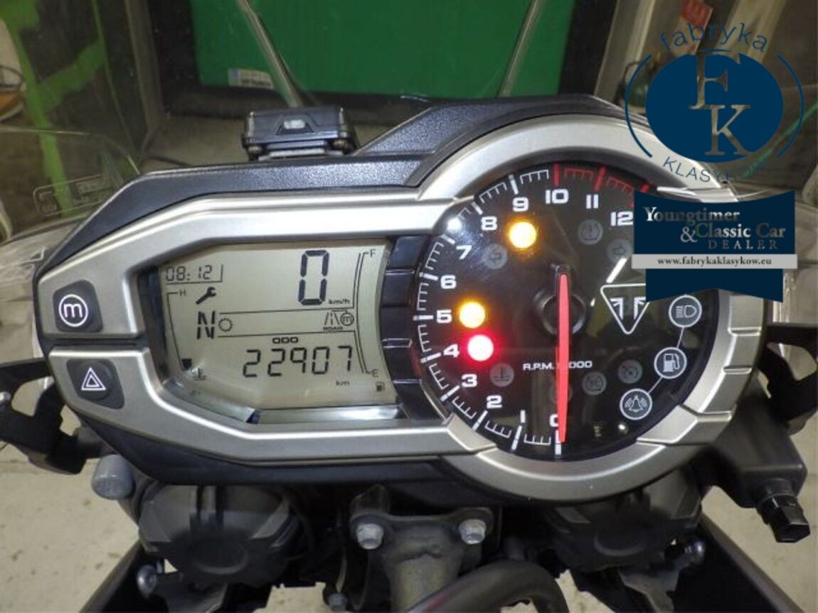 TRIUMPH TIGER 800XCX 2014 - zdjęcie 13