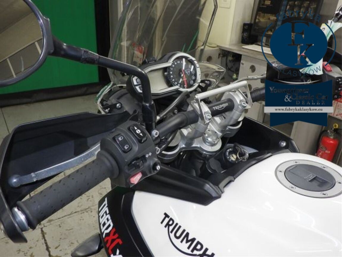 TRIUMPH TIGER 800XCX 2014 - zdjęcie 21