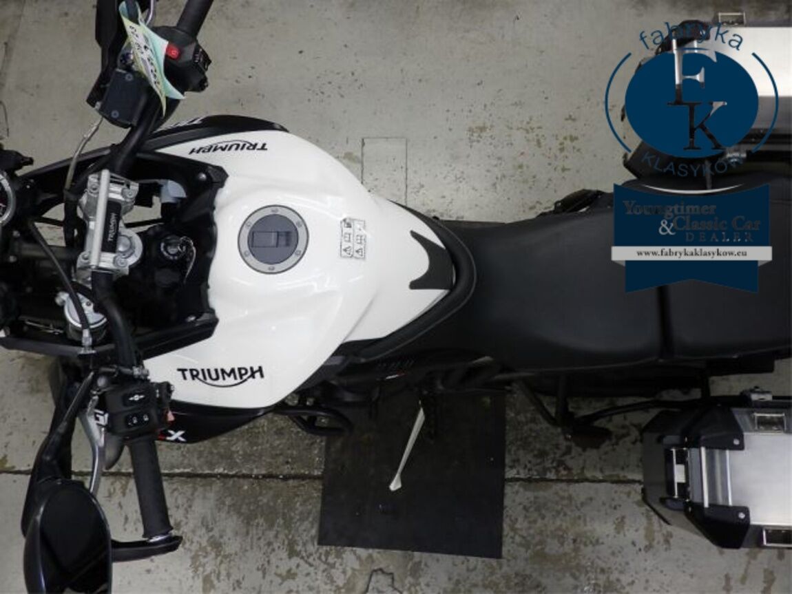 TRIUMPH TIGER 800XCX 2014 - zdjęcie 32