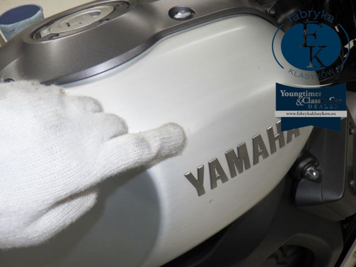 YAMAHA XSR900 2017 - zdjęcie 18