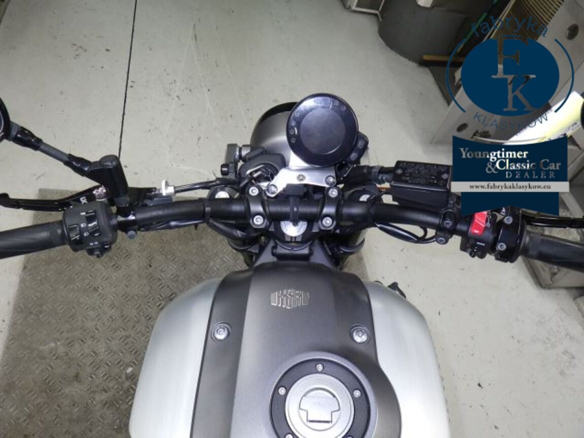 YAMAHA XSR900 2017 - zdjęcie 21