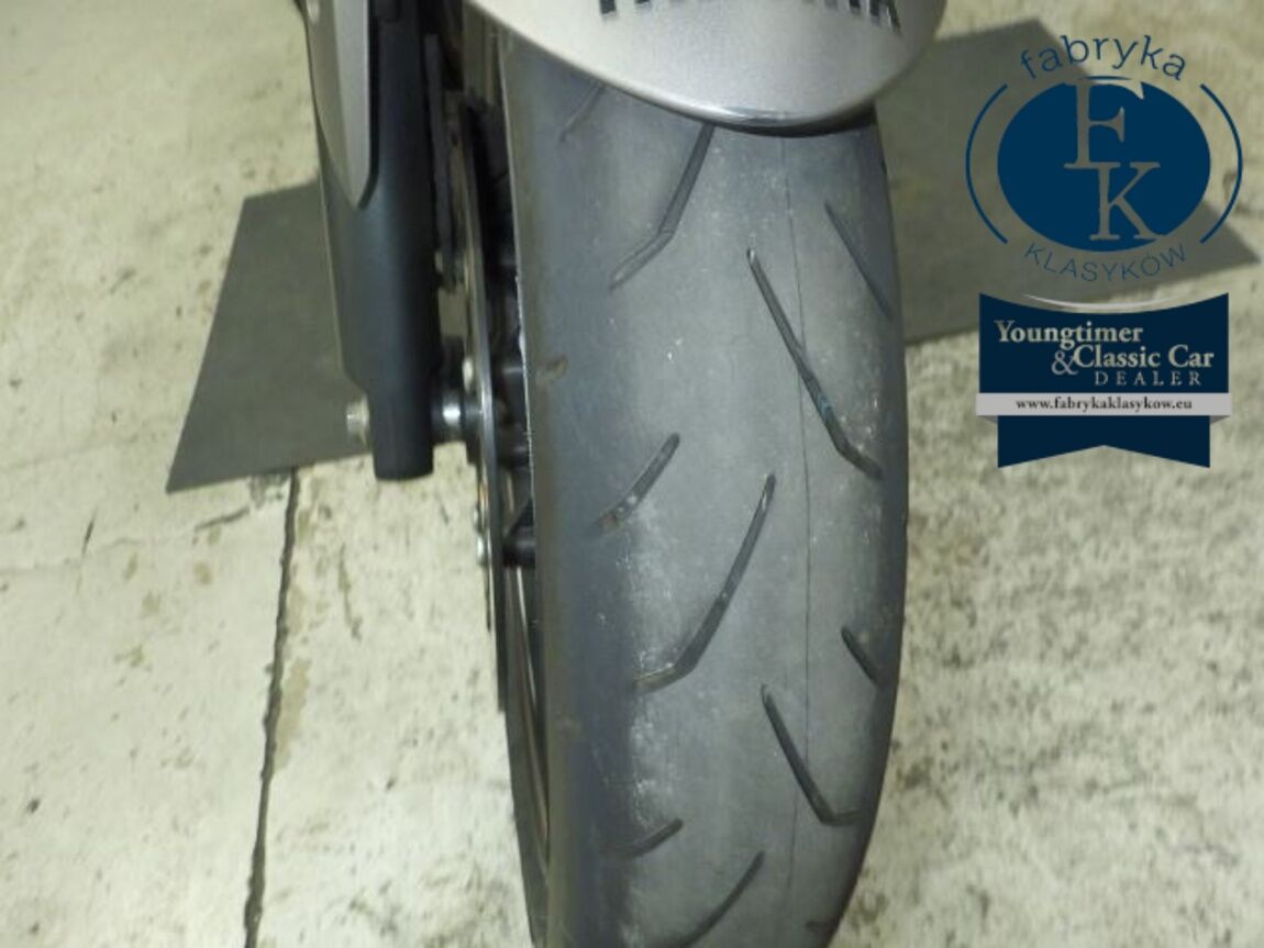 YAMAHA YZF-R25 - zdjęcie 23