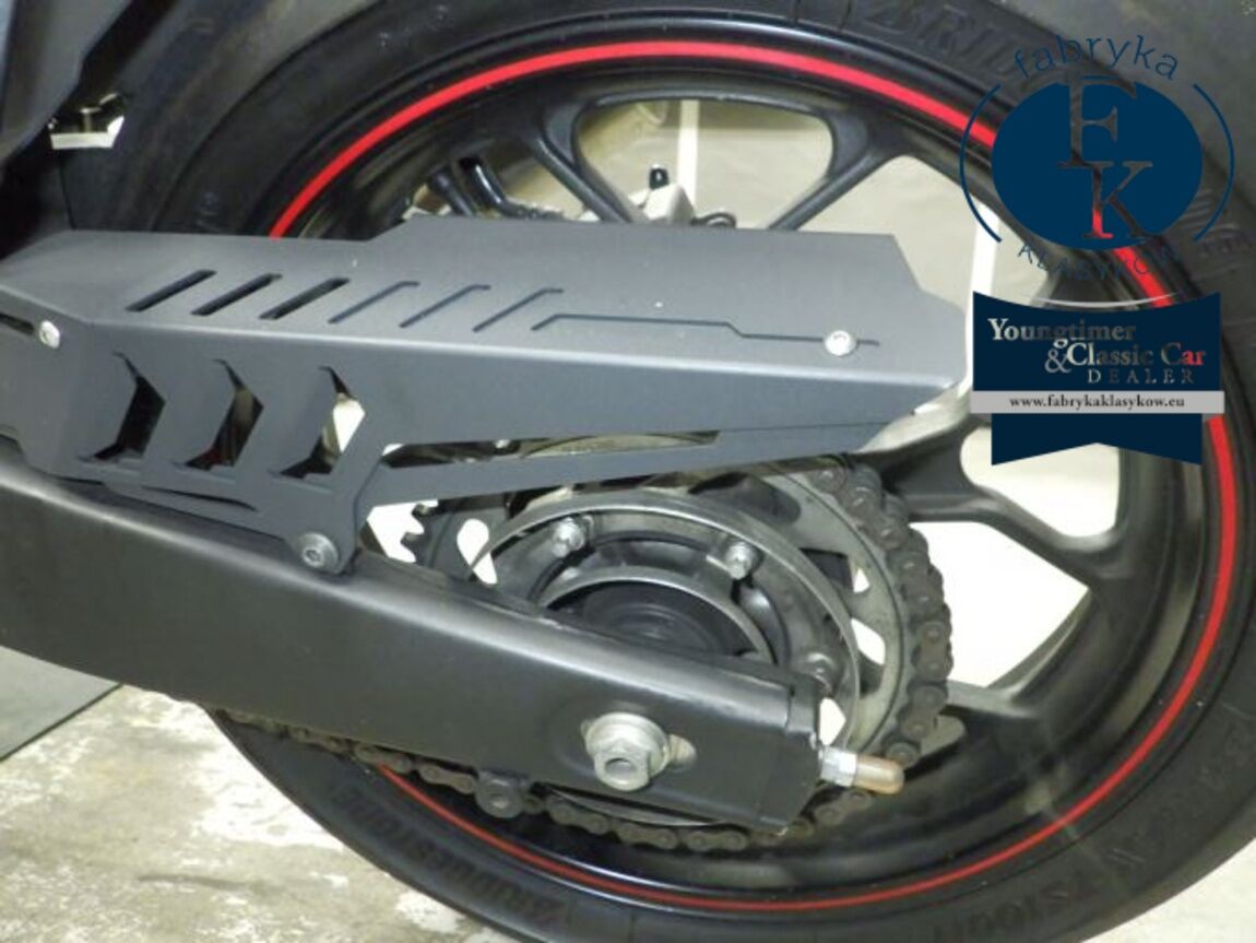 YAMAHA YZF-R25 - zdjęcie 26
