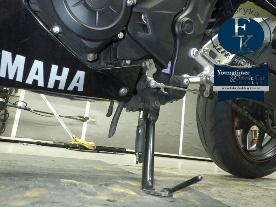 YAMAHA YZF-R25 - zdjęcie 31