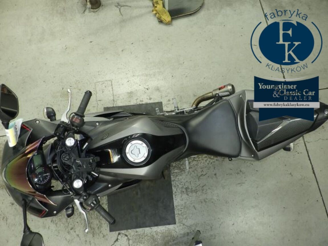 YAMAHA YZF-R25 - zdjęcie 32