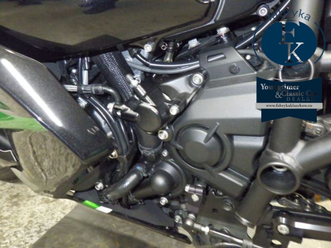 KAWASAKI NINJA H2 SX 2023 - zdjęcie 9