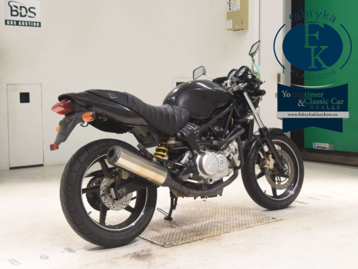 HONDA VTR250  - zdjęcie 6