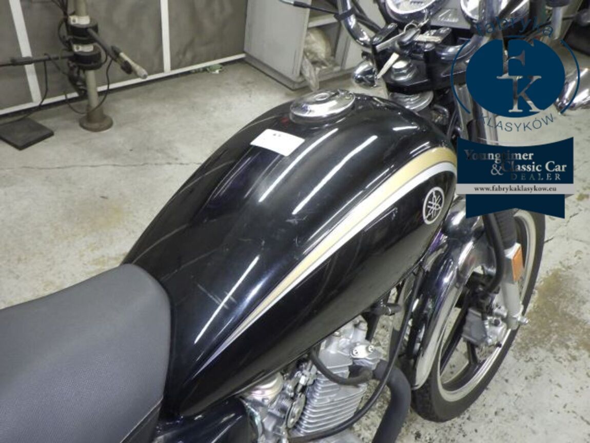 YAMAHA YB125SP - zdjęcie 17