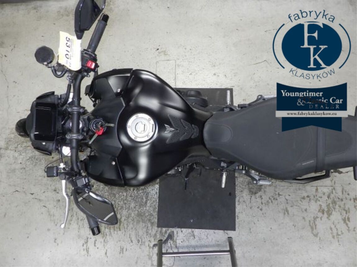 YAMAHA MT-09-2 2022 - zdjęcie 32