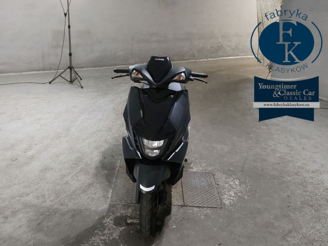 SUZUKI AVENIS125  - zdjęcie 4