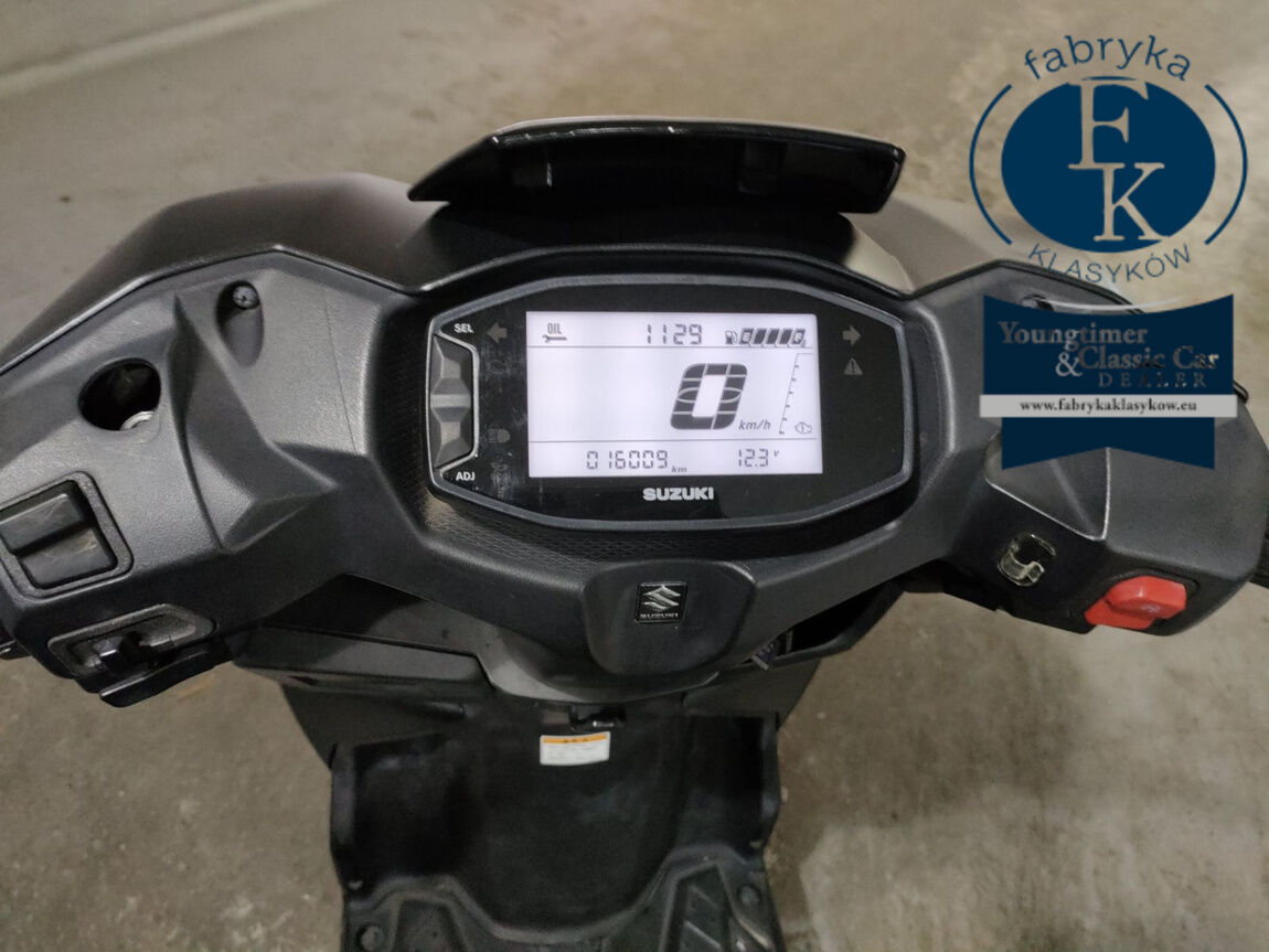 SUZUKI AVENIS125  - zdjęcie 6