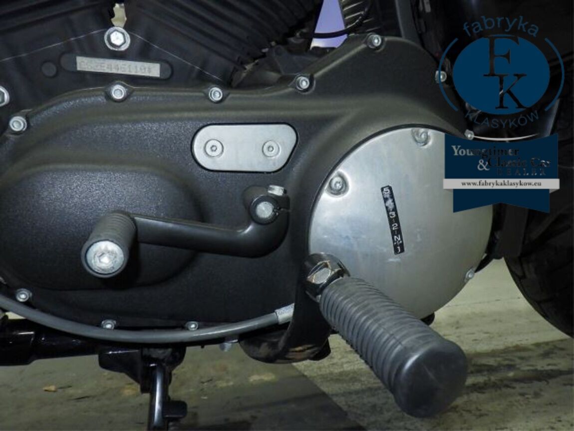 HARLEY-DAVIDSON XL883R 2014 - zdjęcie 11