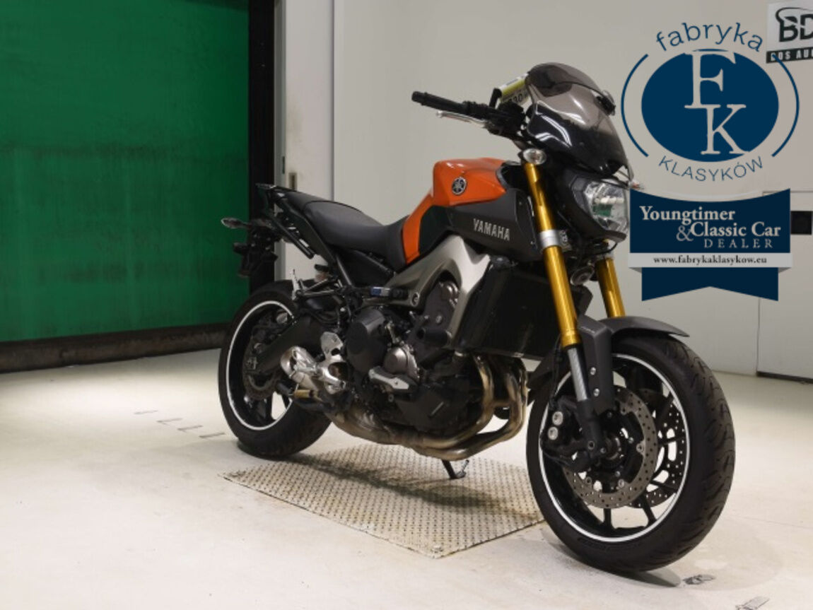 YAMAHA MT-09A 2015 - zdjęcie 4