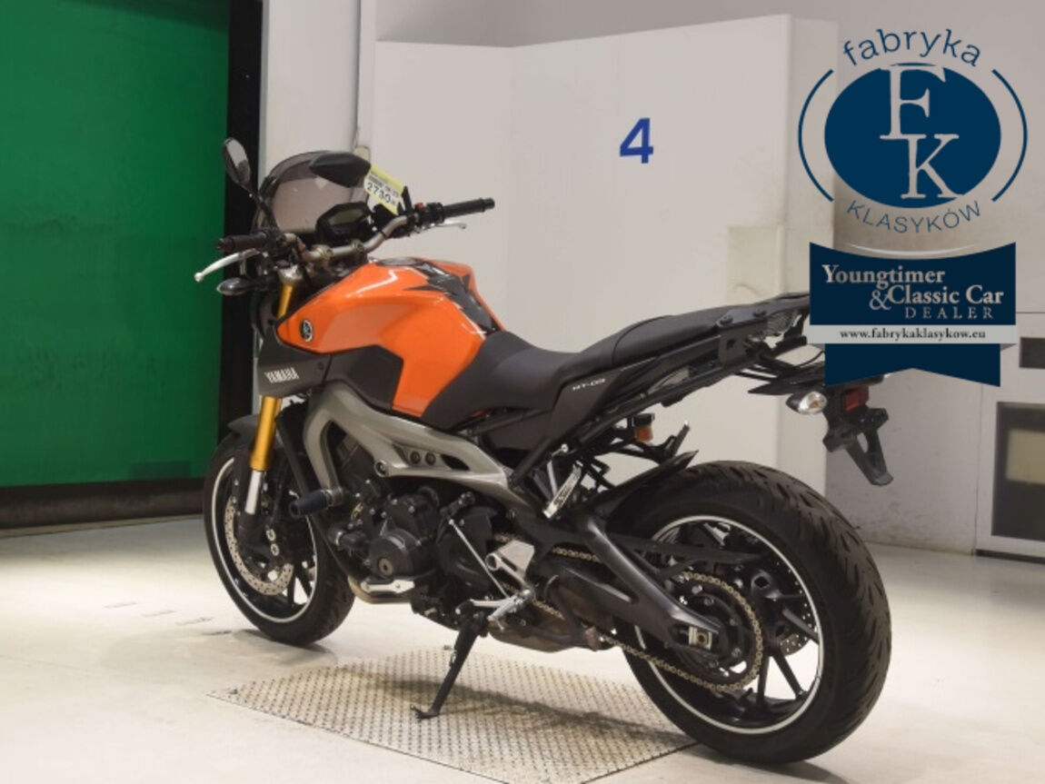 YAMAHA MT-09A 2015 - zdjęcie 7