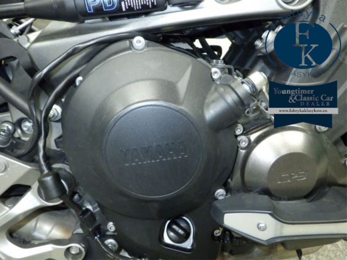 YAMAHA MT-09A 2015 - zdjęcie 9