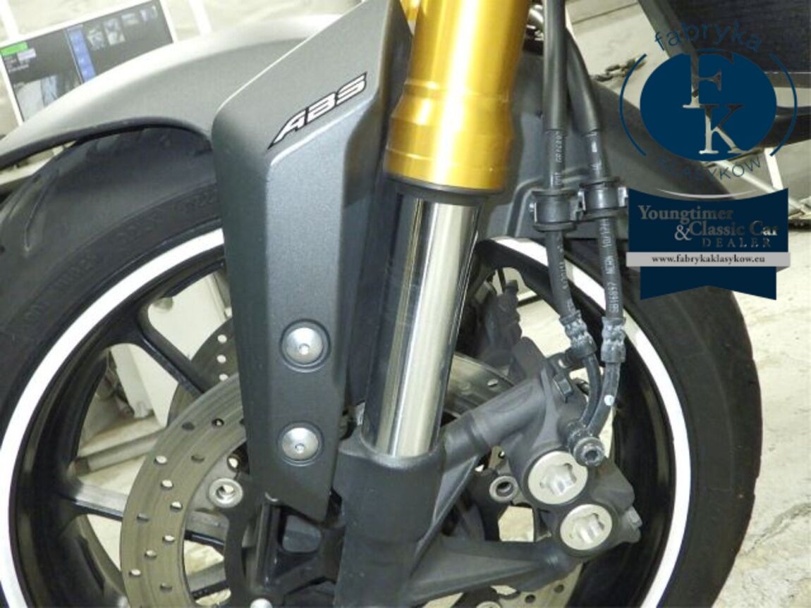 YAMAHA MT-09A 2015 - zdjęcie 22