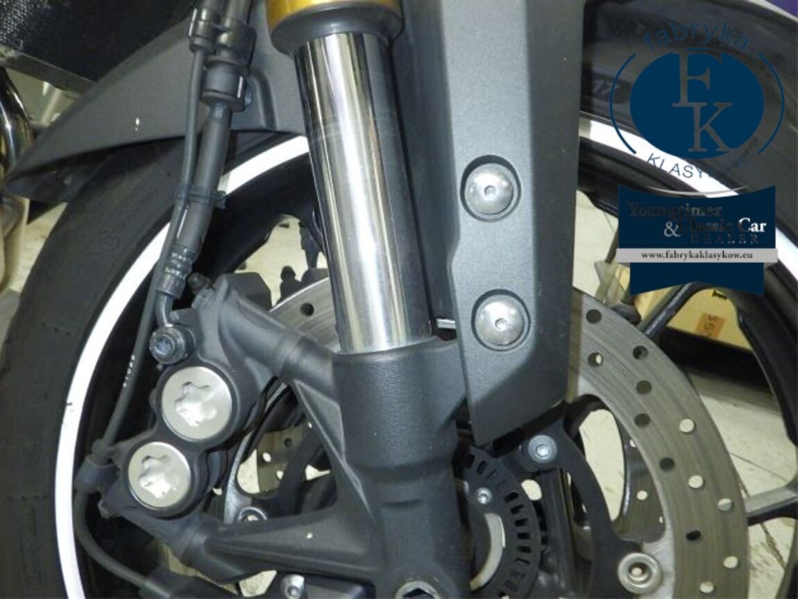 YAMAHA MT-09A 2015 - zdjęcie 24