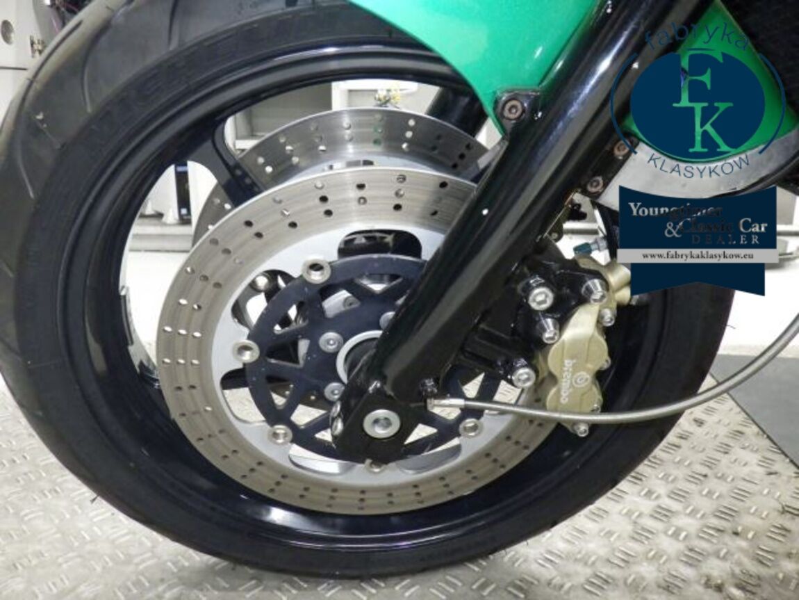 KAWASAKI GPZ900R 1985 - zdjęcie 24