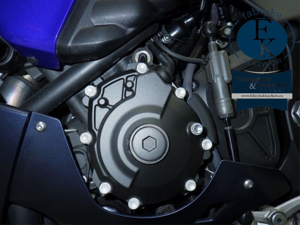 YAMAHA YZF-R1 2025 - zdjęcie 13