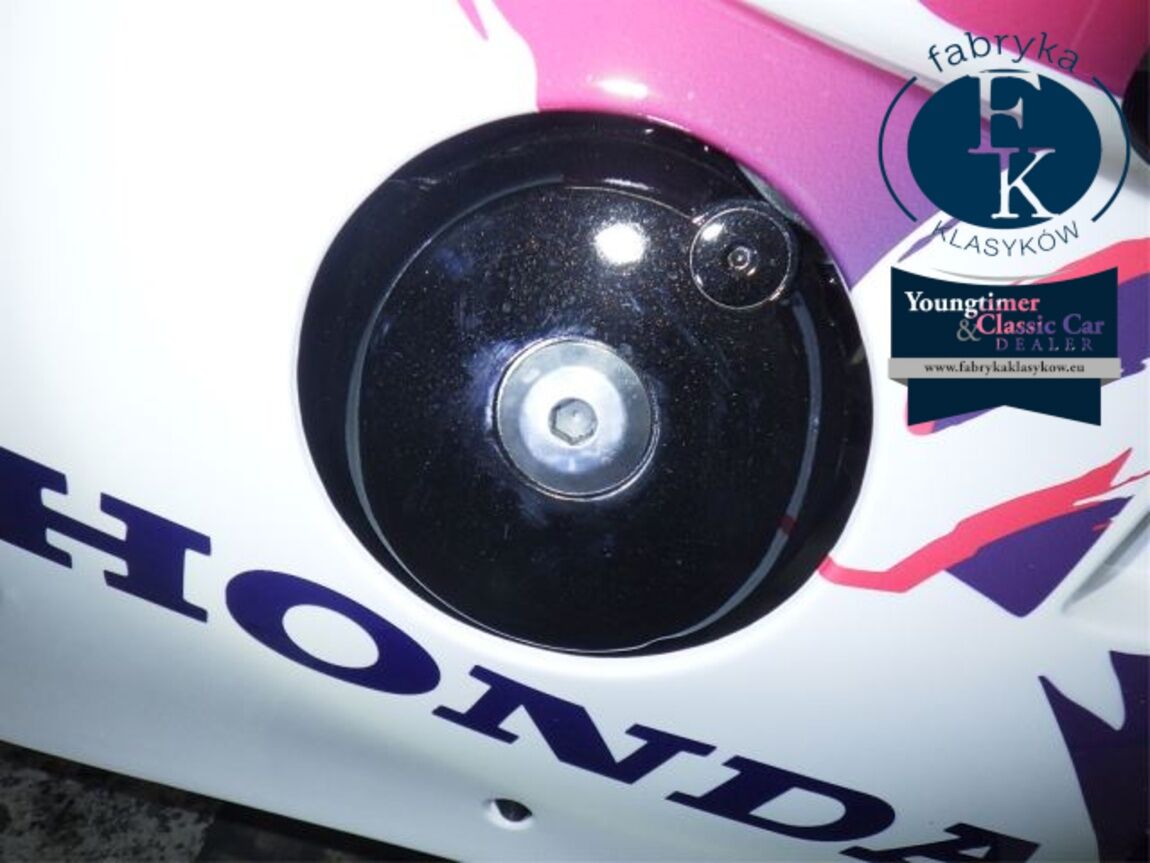 HONDA CBR250RR  - zdjęcie 9
