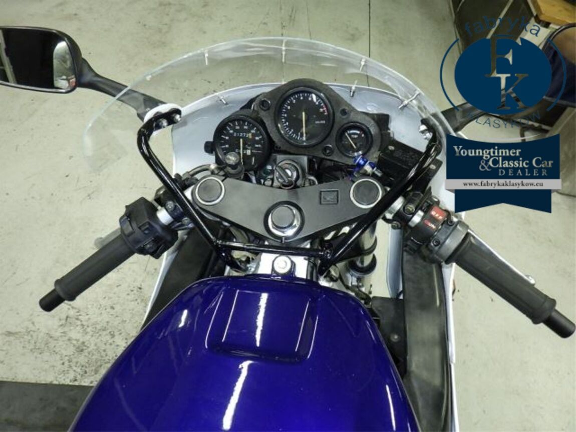 HONDA CBR250RR  - zdjęcie 24