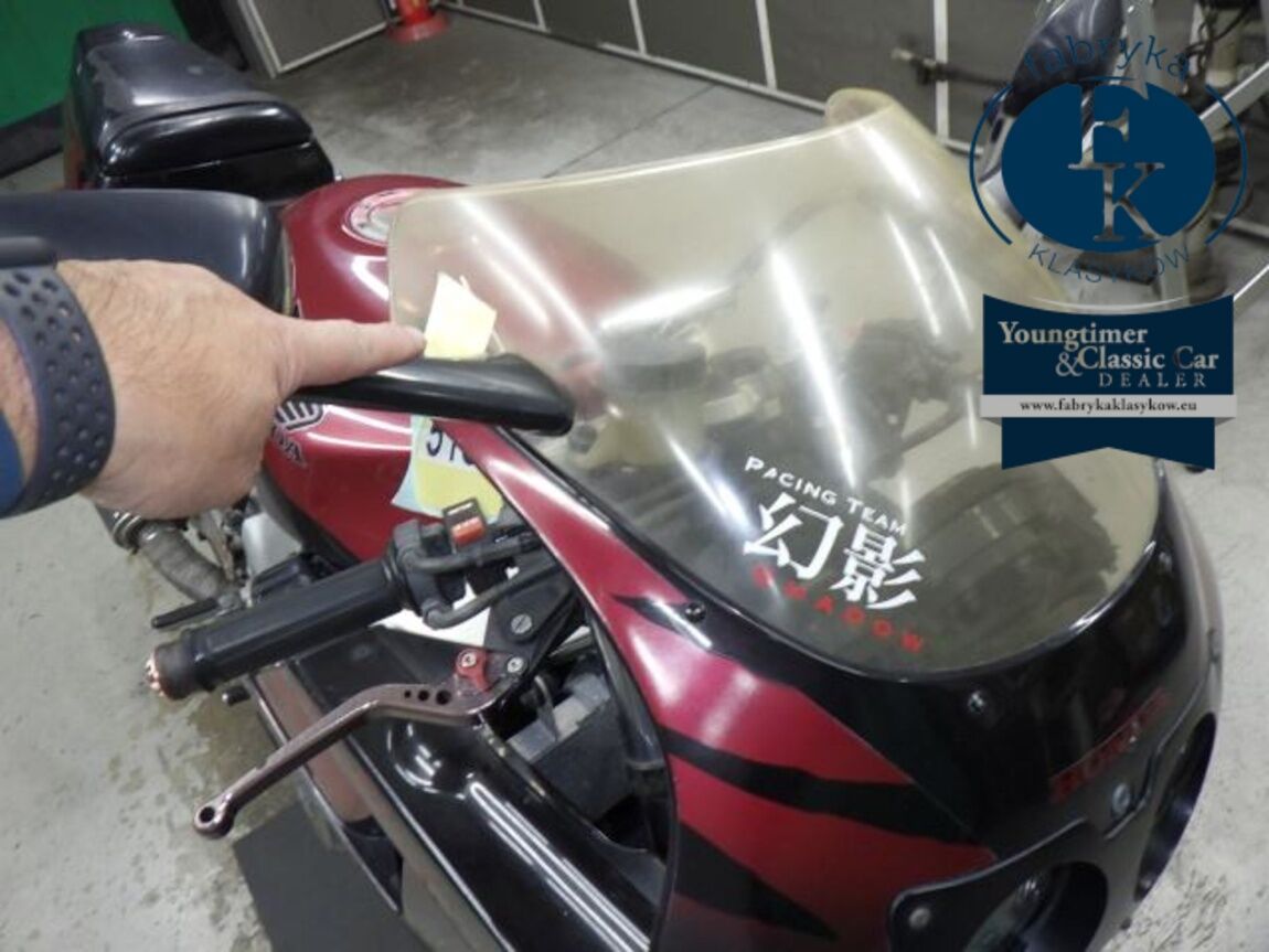 HONDA CBR400RR 1995 - zdjęcie 17