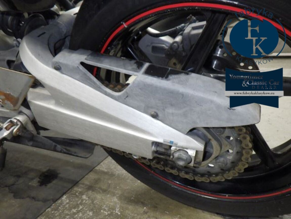 HONDA CBR400RR 1995 - zdjęcie 28