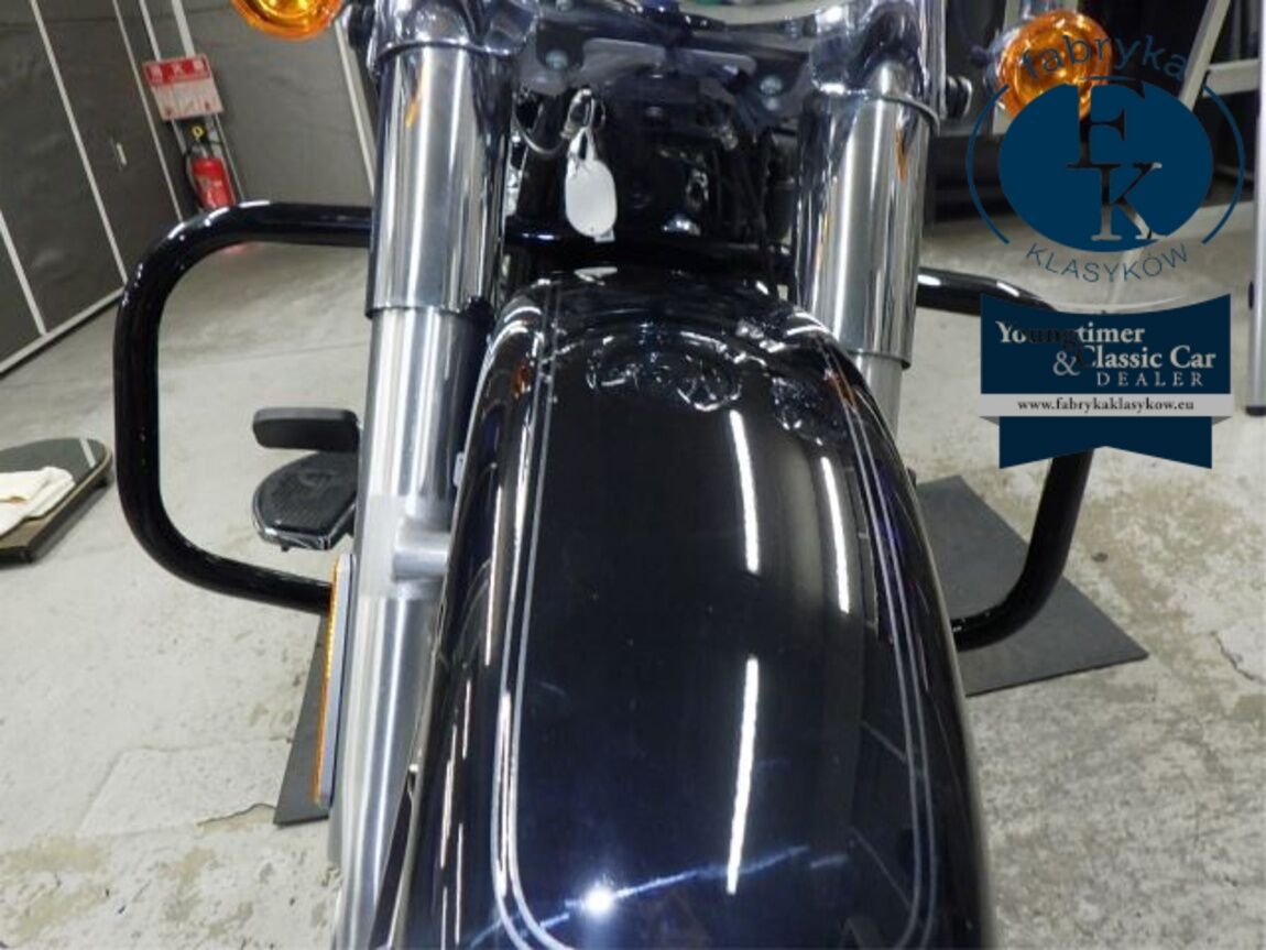 HARLEY-DAVIDSON FLHC1750 2021 - zdjęcie 17