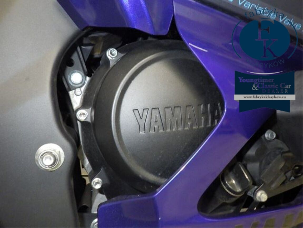 YAMAHA YZF-R15 - zdjęcie 9