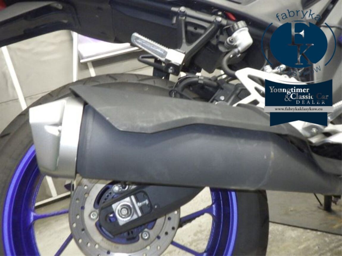 YAMAHA YZF-R15 - zdjęcie 13