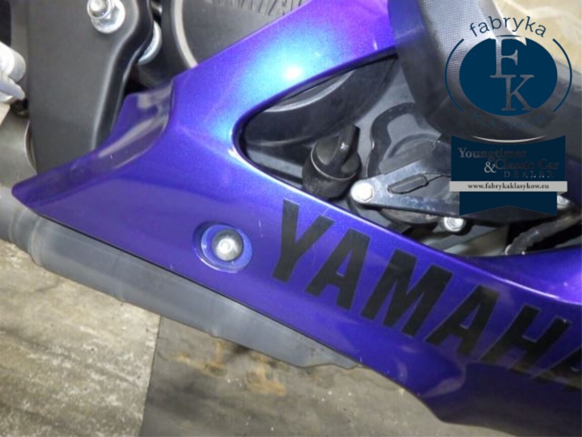 YAMAHA YZF-R15 - zdjęcie 17