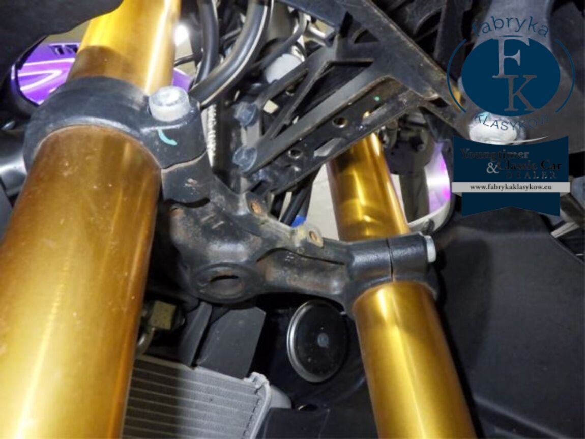 YAMAHA YZF-R15 - zdjęcie 22