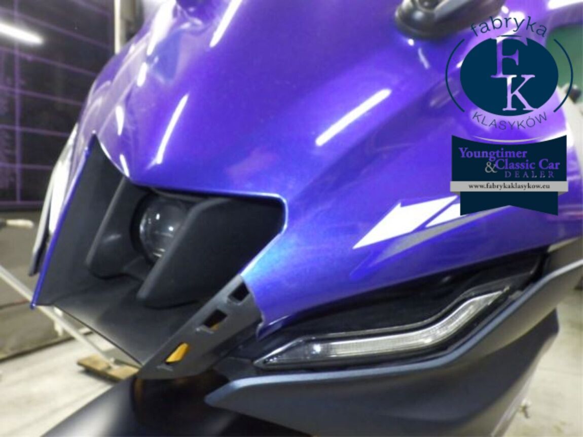 YAMAHA YZF-R15 - zdjęcie 24