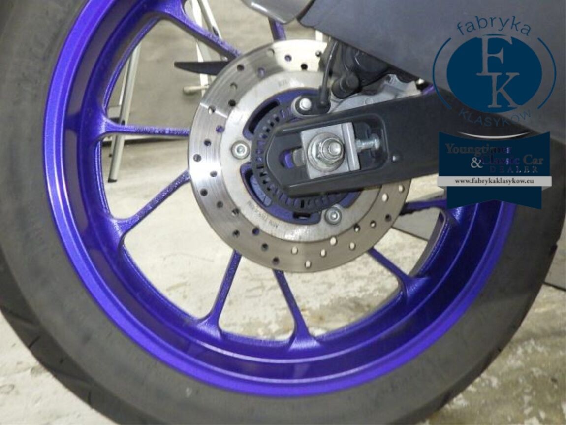 YAMAHA YZF-R15 - zdjęcie 28
