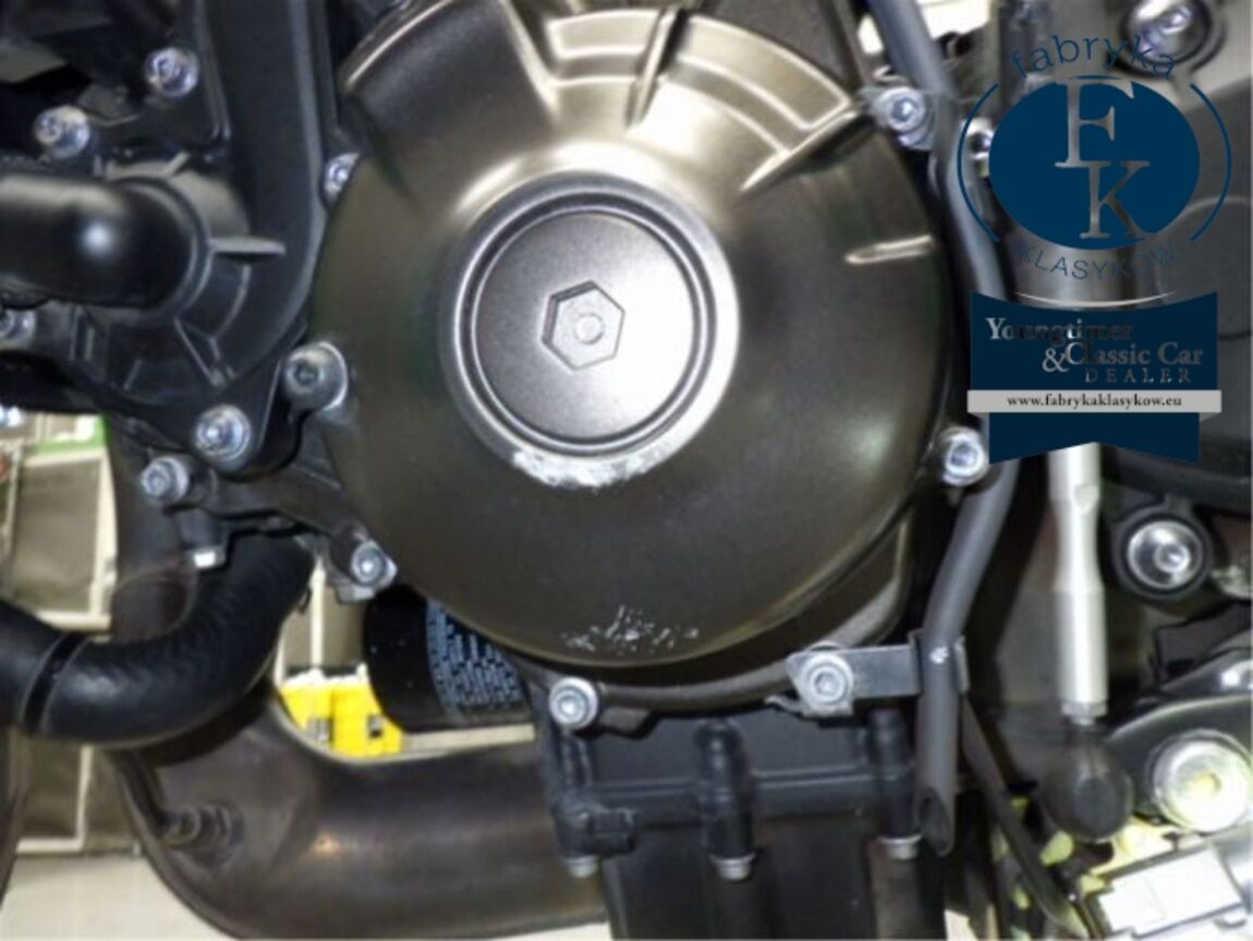 YAMAHA XSR900-2 2023 - zdjęcie 9