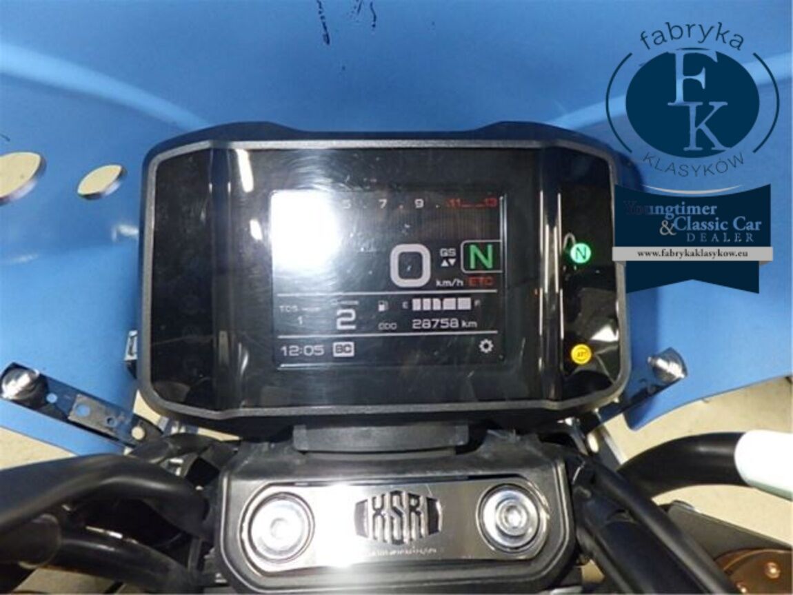 YAMAHA XSR900-2 2023 - zdjęcie 16